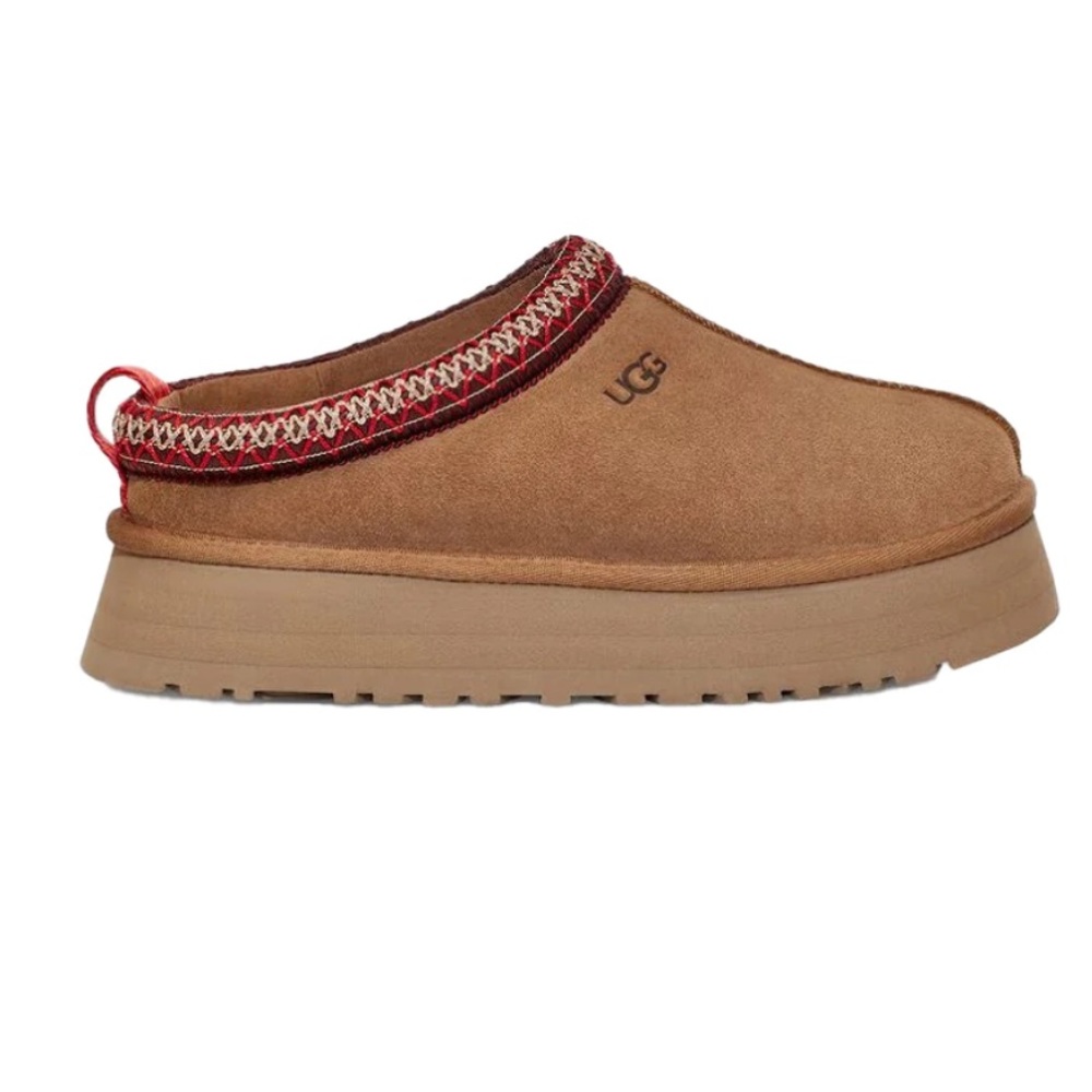 Tazz Ugg platform! Plush wool blend for a slipper-like feel indoors or out.